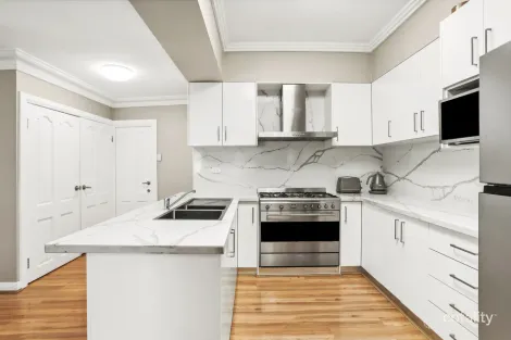 Property photo of 35 Glamis Street Kingsgrove NSW 2208