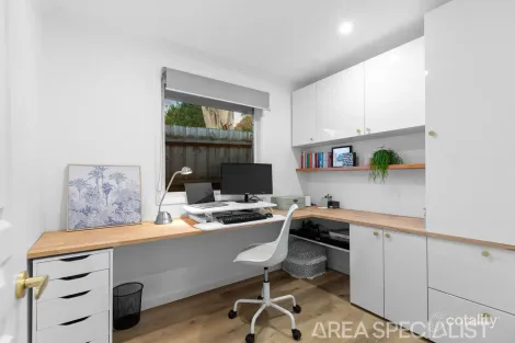 Property photo of 2 Monze Drive Langwarrin VIC 3910