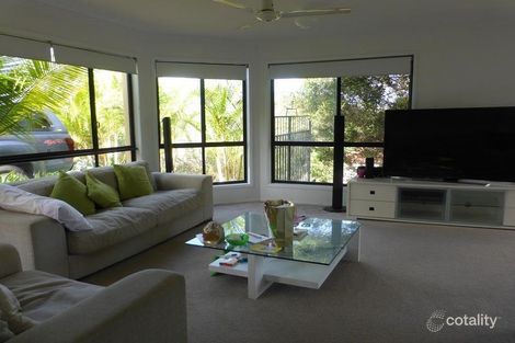 Property photo of 8 Highbridge Rise Mudgeeraba QLD 4213
