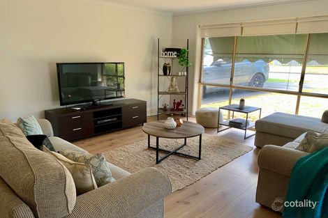 Property photo of 2 Harverson Drive Rosebud VIC 3939