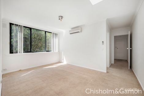 Property photo of 5/28 Pine Avenue Elwood VIC 3184