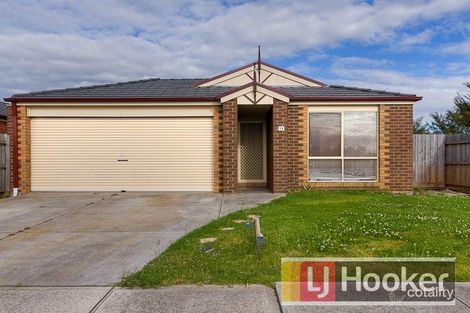 58 Bellarine Dr, Cranbourne, VIC 3977