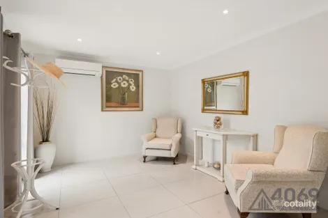 Property photo of 16 Nook Place Moggill QLD 4070