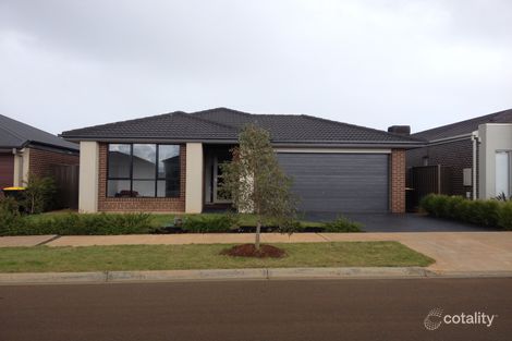 Property photo of 15 Astley Drive Strathtulloh VIC 3338