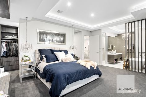 Property photo of 4 Cherry Lake Green Caroline Springs VIC 3023