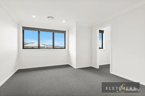 Property photo of 5 Dolly Circuit Calderwood NSW 2527