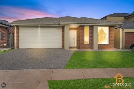 Property photo of 18 Distinction Crescent Truganina VIC 3029