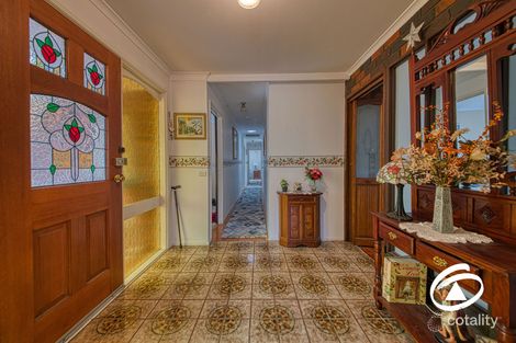 Property photo of 43 Mansfield Street Berwick VIC 3806