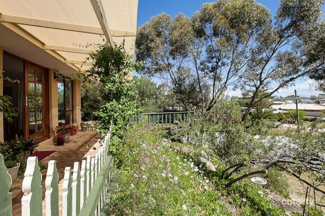 24 Minderoo Cres, Golden Bay, WA 6174
