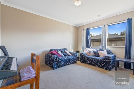 Property photo of 11 Moonglow Crescent Maddingley VIC 3340