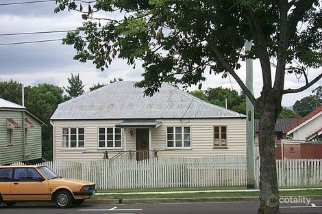 17 Gray St, Ipswich, QLD 4305