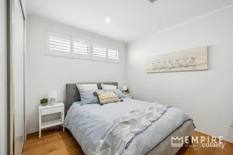 Property photo of 21 Perlinte View North Coogee WA 6163