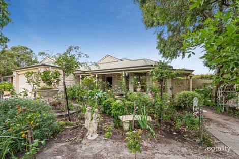 Property photo of 10 Peppermint Place Somerville VIC 3912