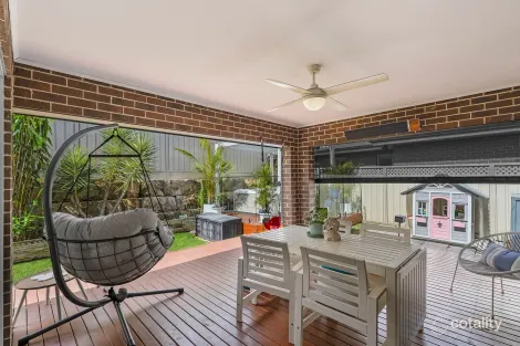 Property photo of 1 Sirocco Drive Wadalba NSW 2259