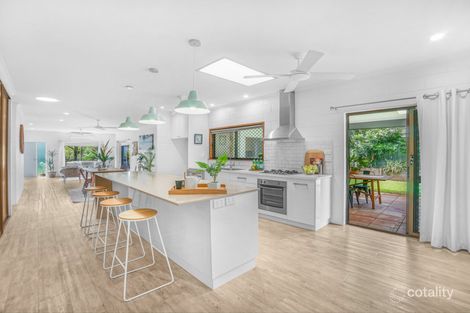 Property photo of 13 Di Savia Close Whitfield QLD 4870