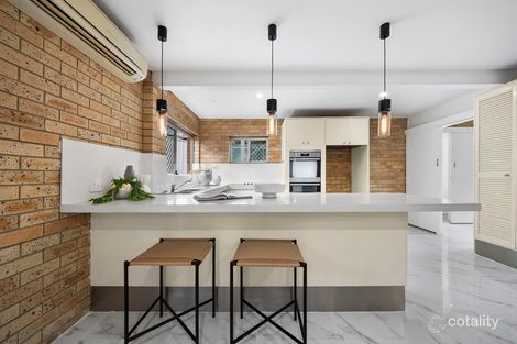 10 Runic St, Bardon, QLD 4065