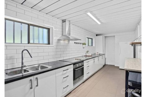 Property photo of 15 Tirring Street Nerang QLD 4211