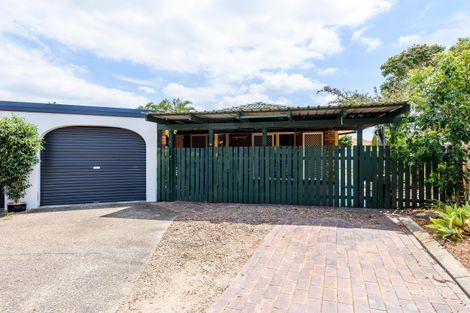 Property photo of 2/9 Warrie Close Paradise Point QLD 4216