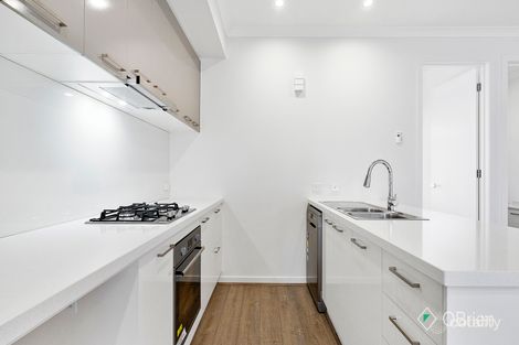 Property photo of 4 Quarter Circuit Springvale VIC 3171