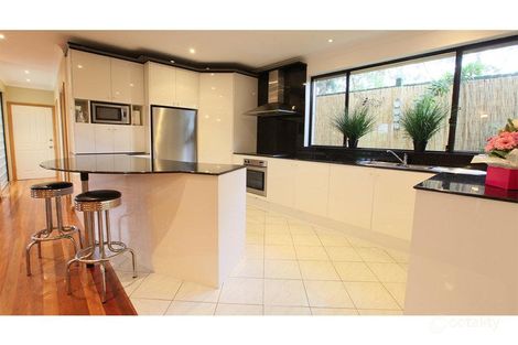 Property photo of 21 Turlinjah Close Prestons NSW 2170