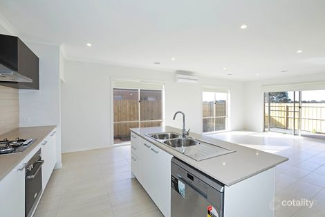 Property photo of 44 Lance Drive Armstrong Creek VIC 3217