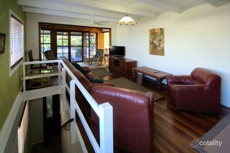 Property photo of 33 Bluff Road Emerald Beach NSW 2456