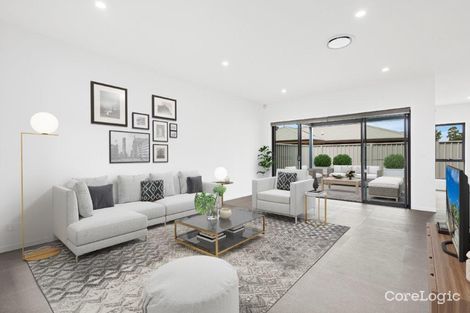 Property photo of 2-3/24 Greenacre Road Wollongong NSW 2500