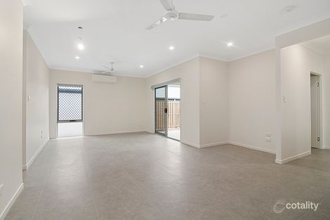 Property photo of 31 Therese Circuit Augustine Heights QLD 4300