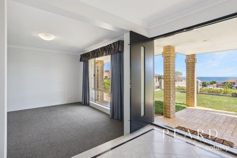 Property photo of 21 Reacher Place Ocean Reef WA 6027
