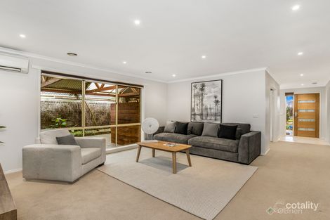 18 Shaftsbury Ave, Berwick, VIC 3806