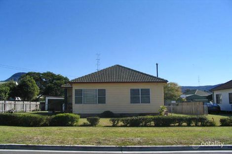 7 Hurt Pde, Unanderra, NSW 2526