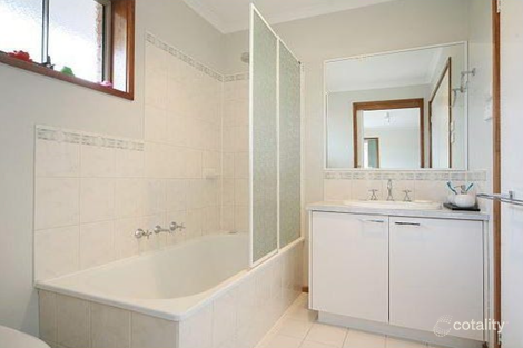 Property photo of 21 Elwyn Street Bentleigh East VIC 3165