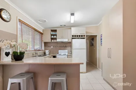 Property photo of 12 Dixie Close Tootgarook VIC 3941