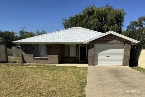 9 Lachlan Cl, Young, NSW 2594