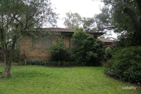 11 Soyuz Ct, Mount Clear, VIC 3350