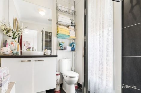 Property photo of 42 Mapleton Boulevard Melton South VIC 3338