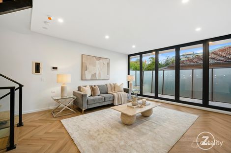 2/26 Graylings Gr, St Kilda East, VIC 3183