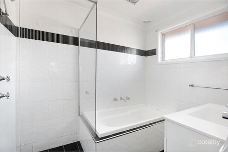 Property photo of 9 Gumleaf Row Werrington Downs NSW 2747