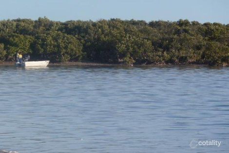 2 Barrows Beach Rd, Port Germein, SA 5495