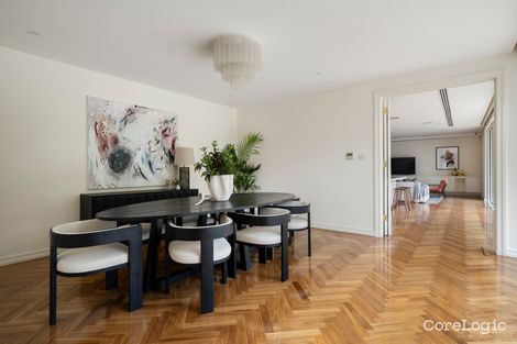 Property photo of 37 Irving Road Toorak VIC 3142