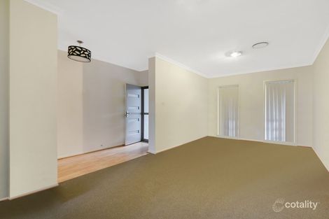 Property photo of 46 Pelargonium Crescent Macquarie Fields NSW 2564