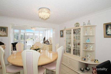 Property photo of 2/25-27 Hooker Boulevard Broadbeach Waters QLD 4218