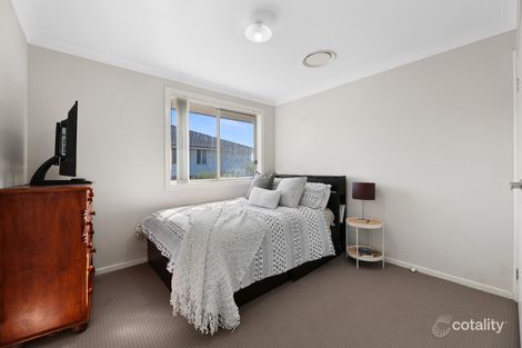 Property photo of 12 Holly Crescent Jordan Springs NSW 2747
