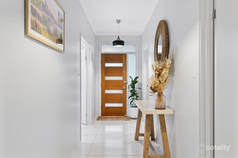 Property photo of 5 Honeysuckle Way Mount Barker SA 5251