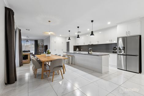 Property photo of 5 Honeysuckle Way Mount Barker SA 5251