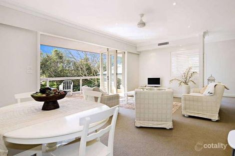 Property photo of 32 Ronald Avenue Narraweena NSW 2099