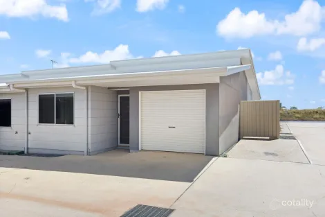 7/8 Hillcrest St, Emerald, QLD 4720