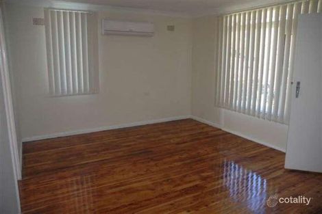 Property photo of 29 Aitape Crescent Whalan NSW 2770