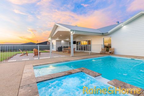 Property photo of 6 Ocean Court Dubbo NSW 2830