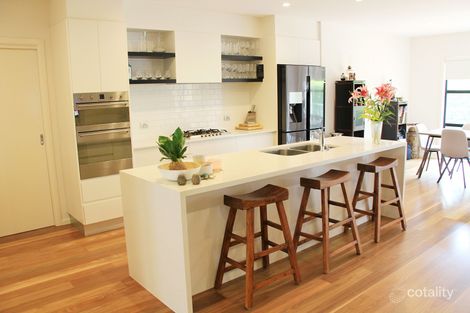 Property photo of 36 Robertson Street Curtin ACT 2605